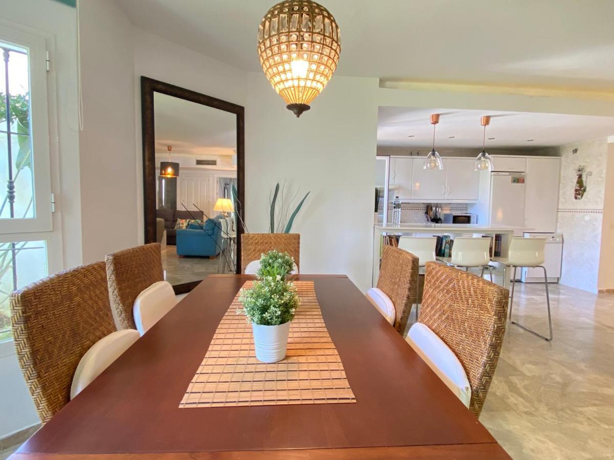 Naranjos Close To Puerto Banus Apartment
