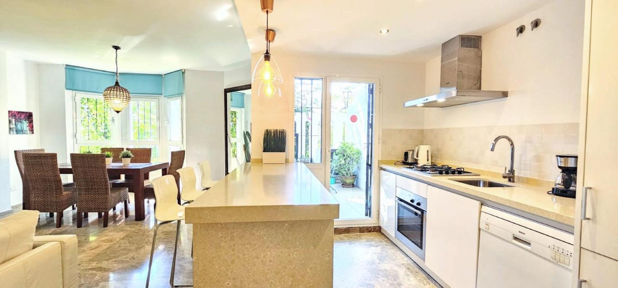 Naranjos Close To Puerto Banus Apartment Marbella